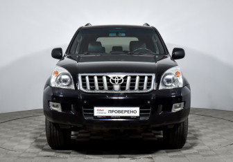 Подержанный автомобиль Toyota Land Cruiser Prado 2007 года (2 фото)