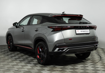 Подержанный автомобиль Omoda C5 2023 года (7 фото)