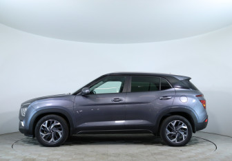 Подержанный автомобиль Hyundai Creta 2021 года (10 фото)