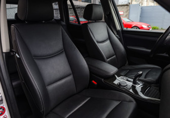 Подержанный автомобиль BMW X3 2015 года (21 фото)