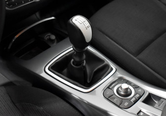 Подержанный автомобиль Renault Laguna Wagon 2009 года (11 фото)