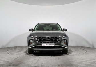 Подержанный автомобиль Hyundai Tucson 2021 года (2 фото)