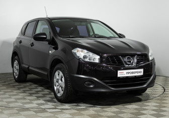 Подержанный автомобиль Nissan Qashqai 2013 года (3 фото)