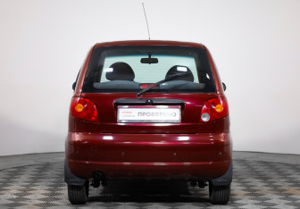 Подержанный автомобиль Daewoo Matiz 2007 года (5 фото)