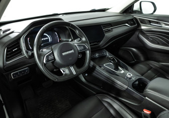 Подержанный автомобиль Haval F7 2022 года (11 фото)