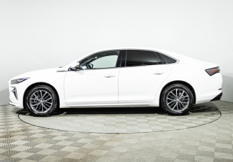 Подержанный автомобиль Geely Preface 2024 года (8 фото)