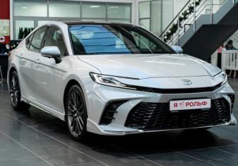 Новый Toyota Camry Sedan 2025 (3 фото)