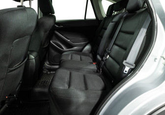 Подержанный автомобиль Mazda CX-5 2012 года (10 фото)