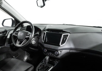 Подержанный автомобиль Hyundai Creta 2016 года (9 фото)