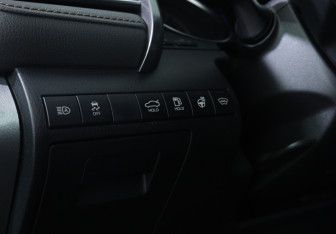Подержанный автомобиль Toyota Camry Sedan 2019 года (20 фото)