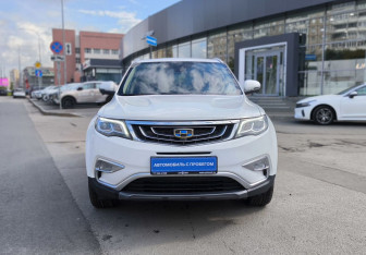 Подержанный автомобиль Geely Atlas 2020 года (2 фото)