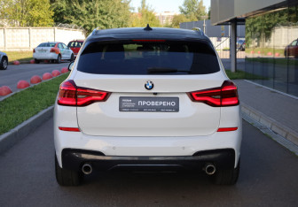 Подержанный автомобиль BMW X3 2019 года (5 фото)