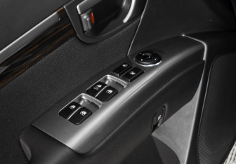 Подержанный автомобиль Hyundai Santa Fe 2011 года (10 фото)