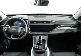 Подержанный автомобиль Geely Atlas Pro 2023 года (13 фото)