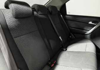 Подержанный автомобиль Chevrolet Aveo Sedan 2008 года (10 фото)