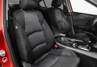 Подержанный автомобиль Mazda 3 Sedan 2014 года (20 фото)