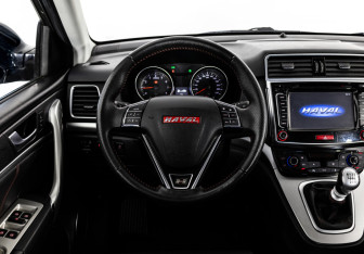 Подержанный автомобиль Haval H6 2019 года (11 фото)