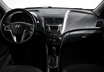 Подержанный автомобиль Hyundai Solaris Sedan 2016 года (14 фото)