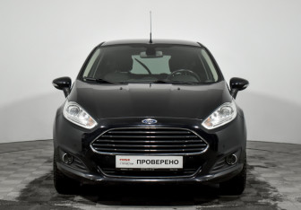 Подержанный автомобиль Ford Fiesta Hatchback 2016 года (2 фото)