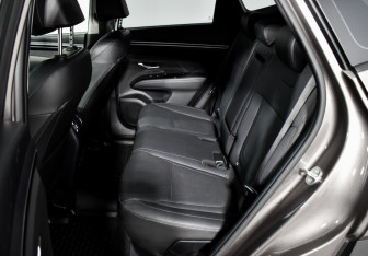 Подержанный автомобиль Hyundai Tucson 2023 года (11 фото)