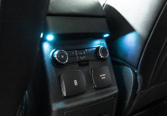 Подержанный автомобиль Ford Explorer 2019 года (23 фото)