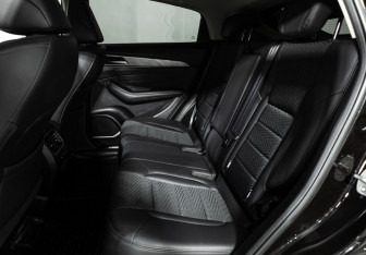 Подержанный автомобиль Haval F7x 2023 года (10 фото)