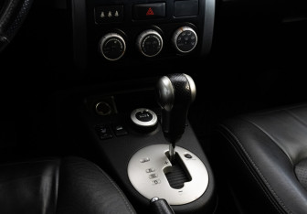 Подержанный автомобиль Nissan X-Trail 2007 года (14 фото)