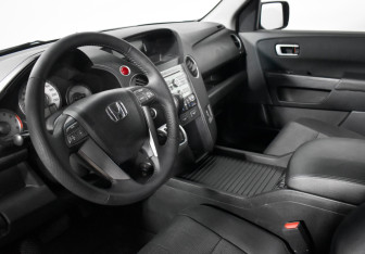 Подержанный автомобиль Honda Pilot 2008 года (9 фото)