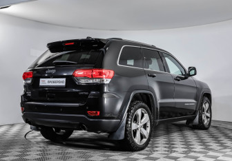 Подержанный автомобиль Jeep Grand Cherokee 2013 года (5 фото)