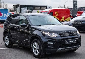 Подержанный автомобиль Land Rover Discovery Sport 2018 года (4 фото)