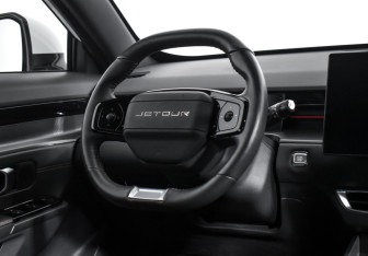 Подержанный автомобиль Jetour Dashing 2024 года (16 фото)