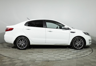 Подержанный автомобиль Kia Rio Sedan 2013 года (4 фото)