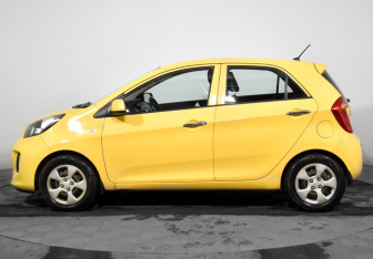 Подержанный автомобиль Kia Picanto 2015 года (8 фото)
