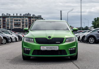 Подержанный автомобиль Skoda Octavia RS Liftback 2014 года (2 фото)