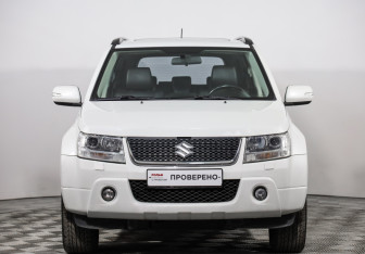 Подержанный автомобиль Suzuki Grand Vitara 2011 года (2 фото)