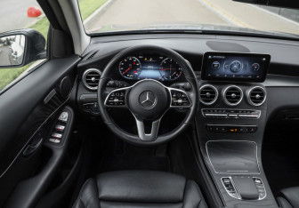 Подержанный автомобиль Mercedes-Benz GLC Coupe 2019 года (15 фото)