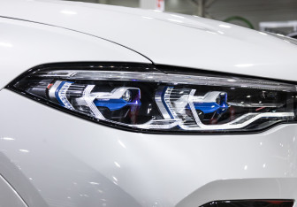 Подержанный автомобиль BMW X7 2020 года (5 фото)