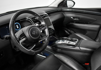 Подержанный автомобиль Hyundai Tucson 2021 года (9 фото)