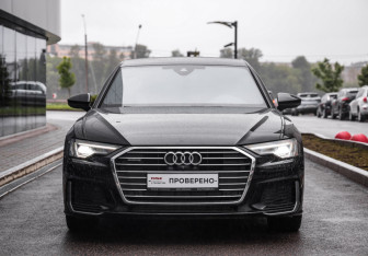 Подержанный автомобиль Audi A6 Sedan 2021 года (4 фото)