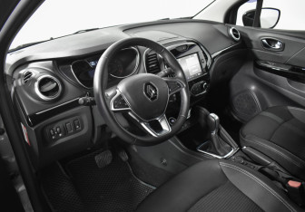 Подержанный автомобиль Renault Kaptur 2021 года (9 фото)