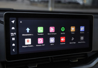 Подержанный автомобиль Geely Preface 2023 года (23 фото)