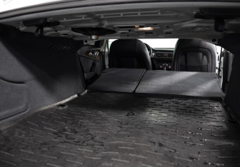 Подержанный автомобиль Audi A6 Sedan 2013 года (29 фото)