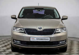 Подержанный автомобиль Skoda Rapid Liftback 2018 года (2 фото)