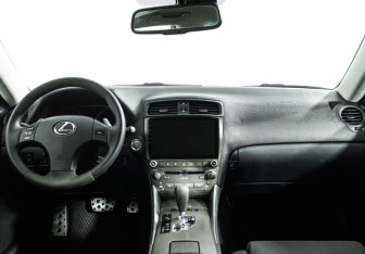 Подержанный автомобиль Lexus IS Sedan 2008 года (13 фото)