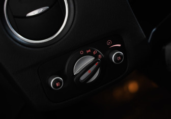 Подержанный автомобиль Ford Mondeo Sedan 2011 года (18 фото)