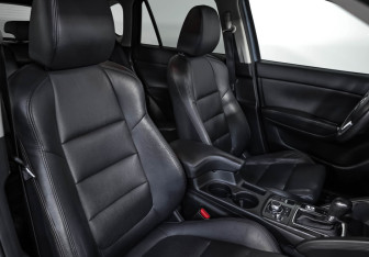 Подержанный автомобиль Mazda CX-5 2017 года (23 фото)