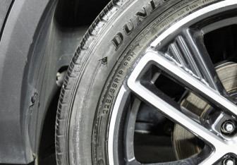 Подержанный автомобиль Changan UNI-S 2024 года (21 фото)