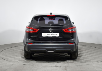 Подержанный автомобиль Nissan Qashqai 2019 года (6 фото)