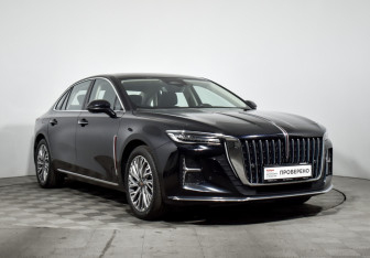Подержанный автомобиль Hongqi H5 2024 года (4 фото)