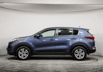 Подержанный автомобиль Kia Sportage 2018 года (8 фото)